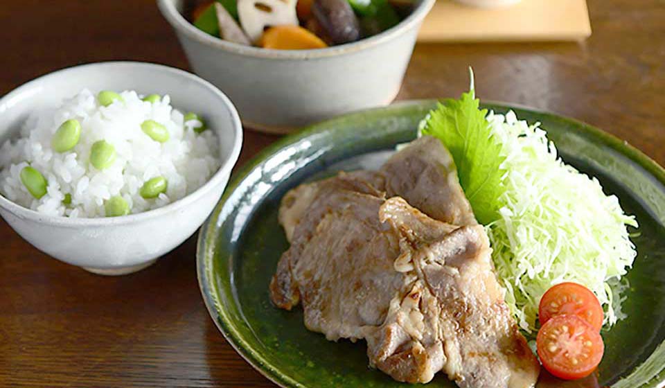 日本の食卓を支える、美濃焼のうつわができるまでを見学。中川政七商店のものづくり実況レポート