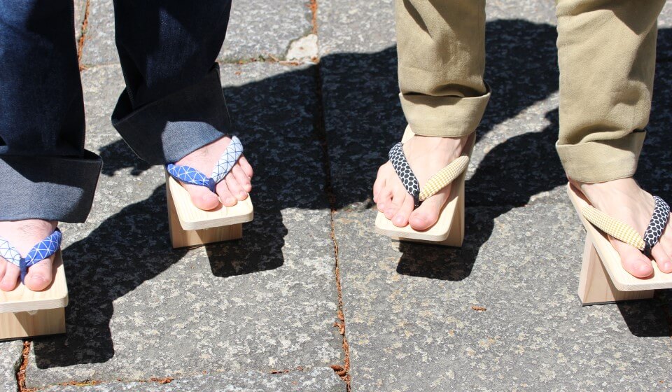 【中川政七商店 渋谷店】 岐阜県郡上市の一本歯下駄　～T-FOOT～